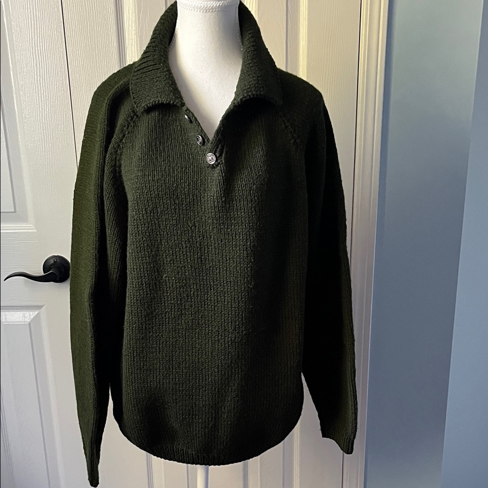 Women's Dark Green Sweater